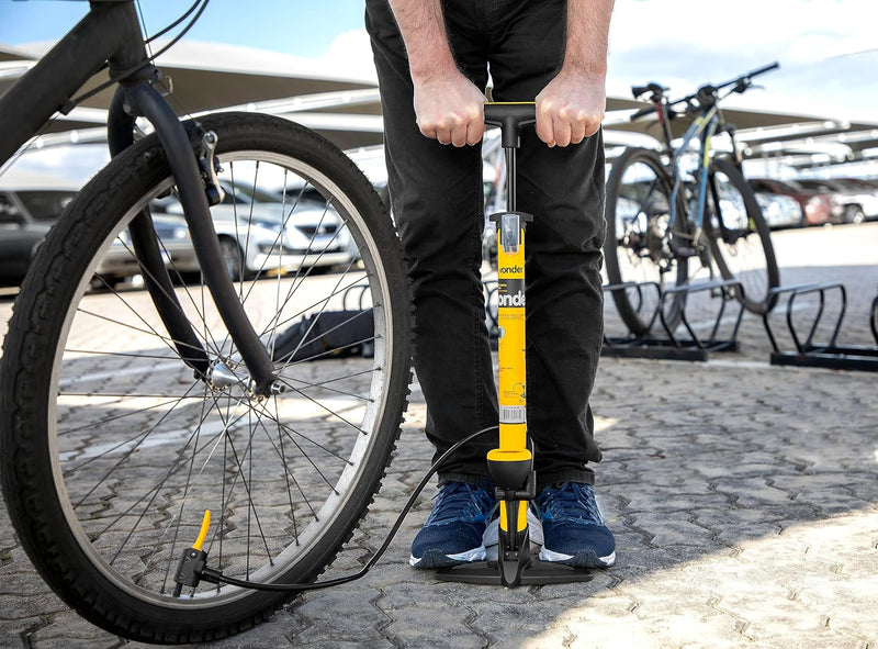 Bomba Para Encher Pneus Reforçada Com Manômetro Indica Pressão 60 cm VONDER