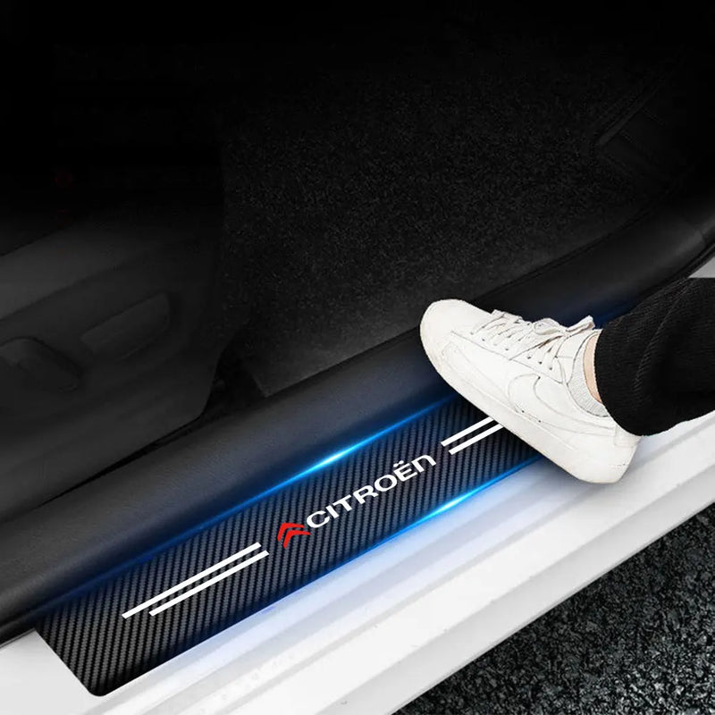 Soleira automotiva adesiva em nano carbono CITROÊN c/ 4 peças